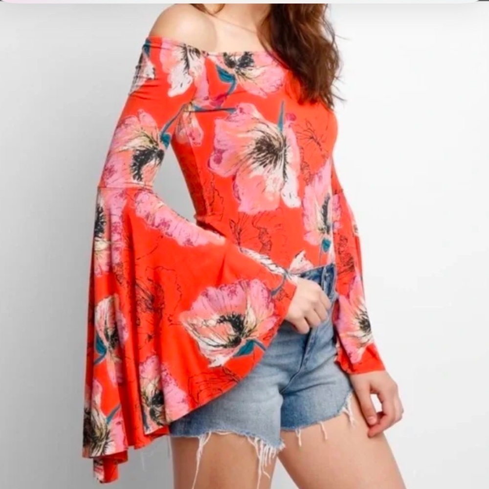 We the free- FP Orange birds of paradise bell sleeve off the shoulder top XS